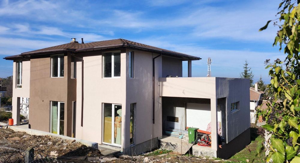 Продава се Къща в Бургас, Крайморие - 220 кв.м за 1500 €/кв.м - Снимка #2