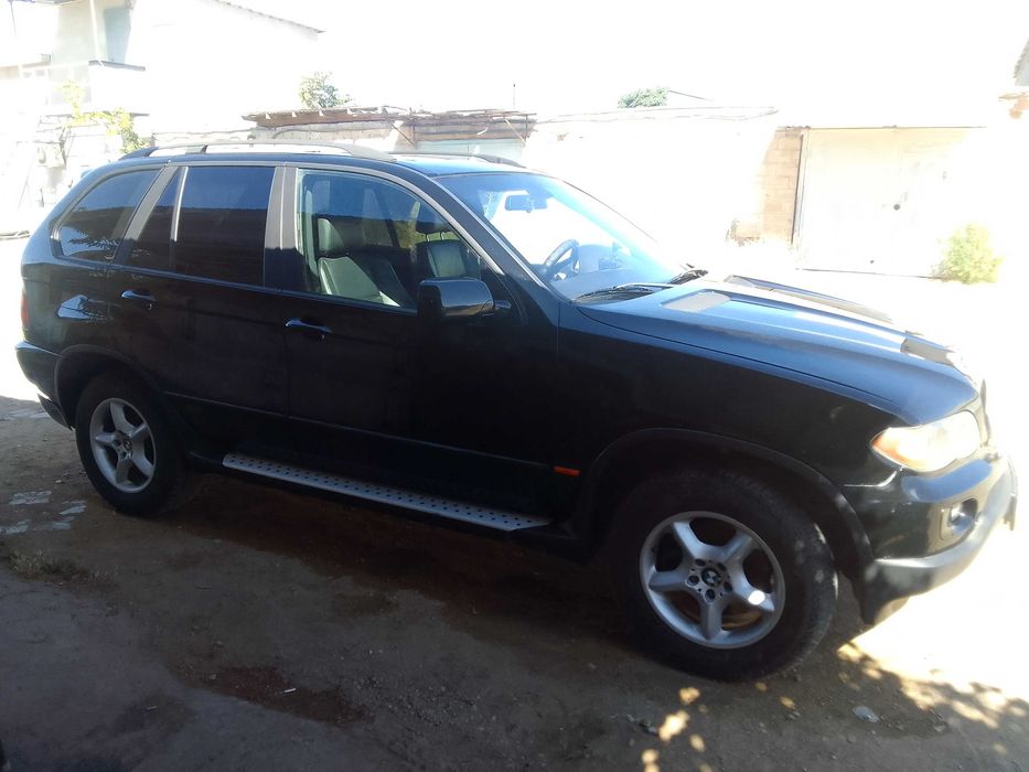 Продам BMW- X 5. 2004 года.