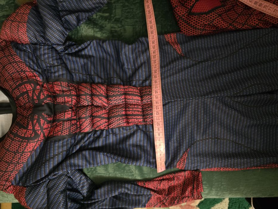 Продам костюм человек паук