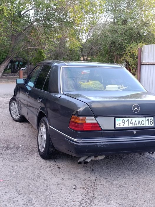 Мерседес 124 кузов 2.2 объем