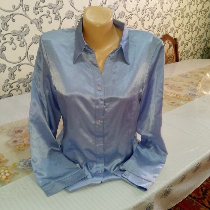 Школьные кофты и рубашки,юбки