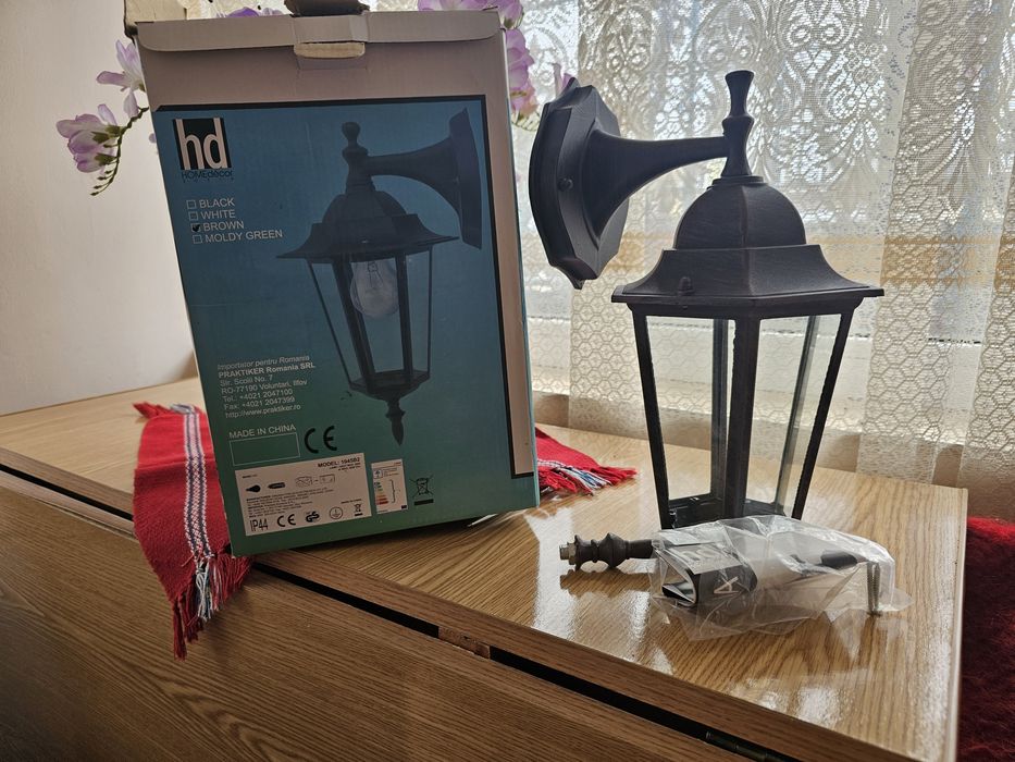 Felinar exterior perete IP44 – nou, în cutie
