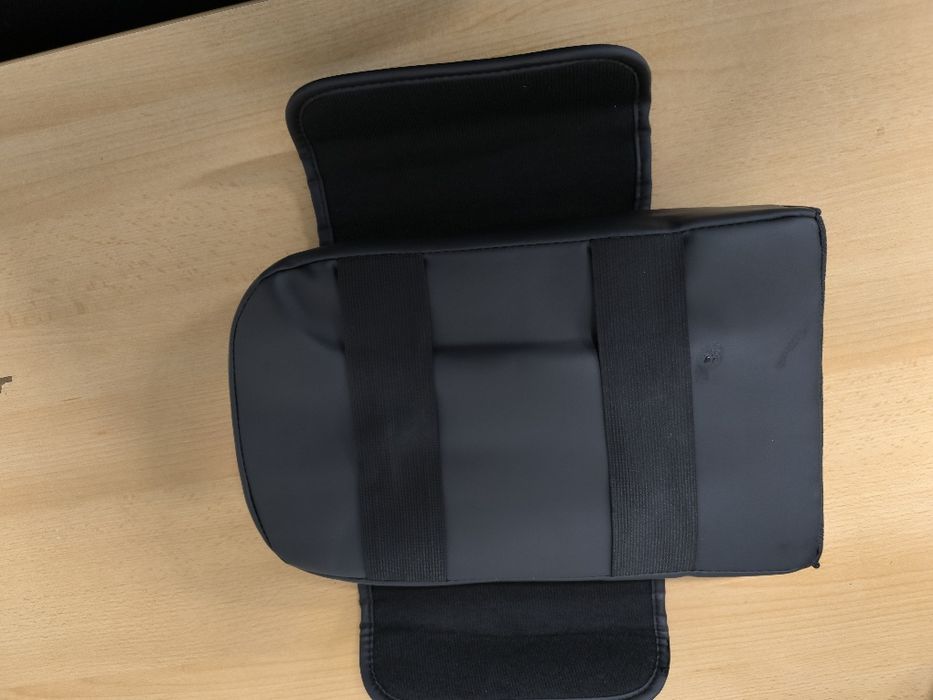 Универсална подложка за подлакътник