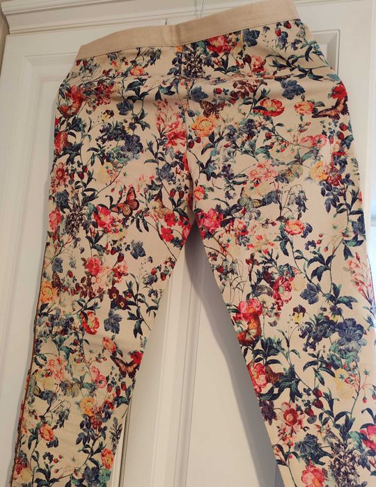 Pantaloni Pull&Bear de dama