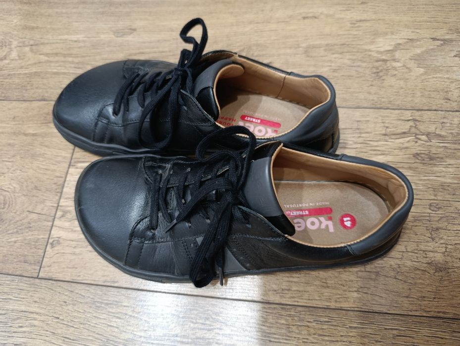Продам кроссовки кожаные Koel barefoot Нидерланды