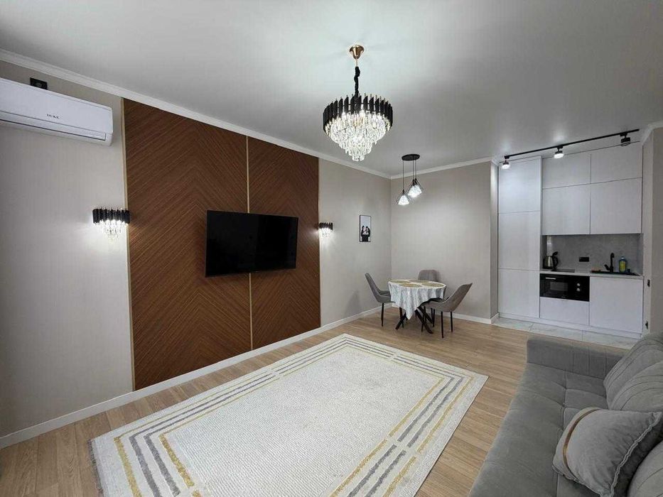 Продам 2 комнатную студию с мебелью и техникой в ЖК "Династия":