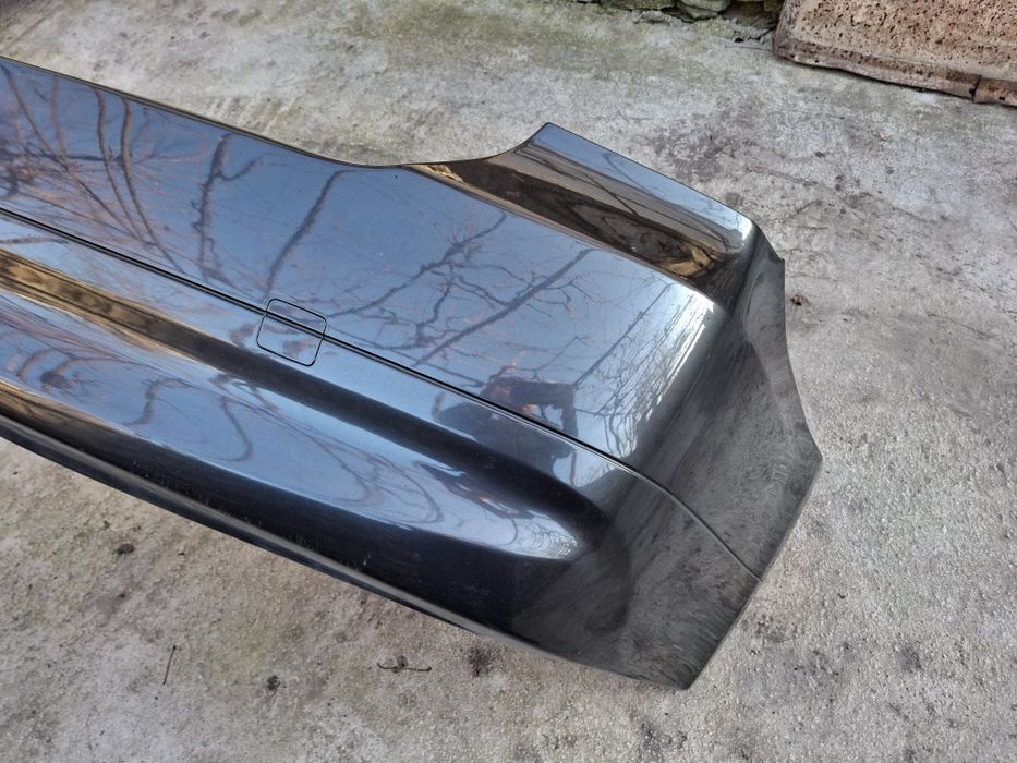 Обикновена задна броня за bmw e90/ Бмв  / оригинална комплект