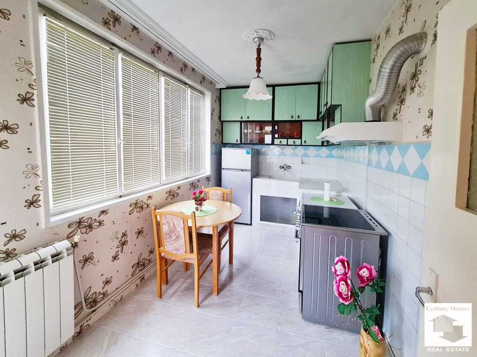 Продава се Многостаен апартамент в Лясковец - 108 кв.м за 614 €/кв.м - Снимка #2