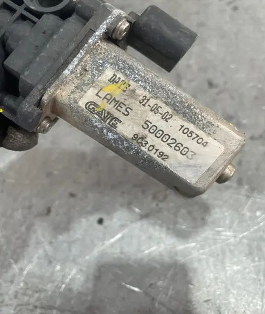 Motoras macara geam fata stanga Fiat Stilo 2001 1.6 MT (103 hp)