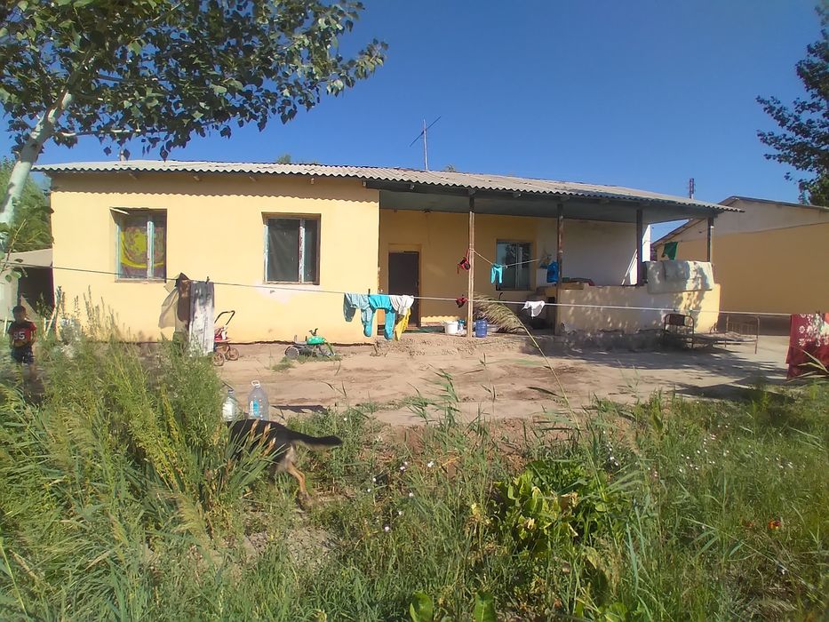 Жай сатилади бахаси келисимли