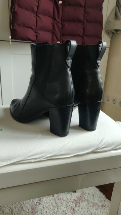 Боти Hilfiger , Clarks, ботуши  Зара