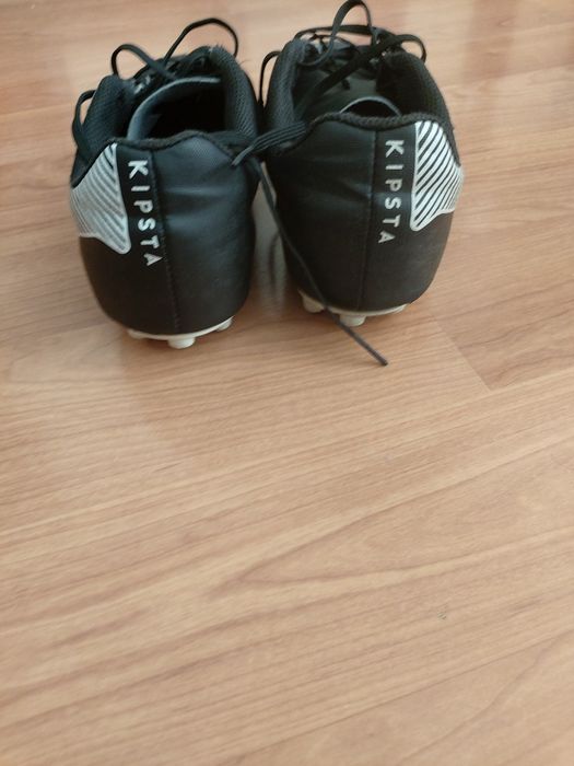 Детски футболни обувки Kipsta, 40 номер