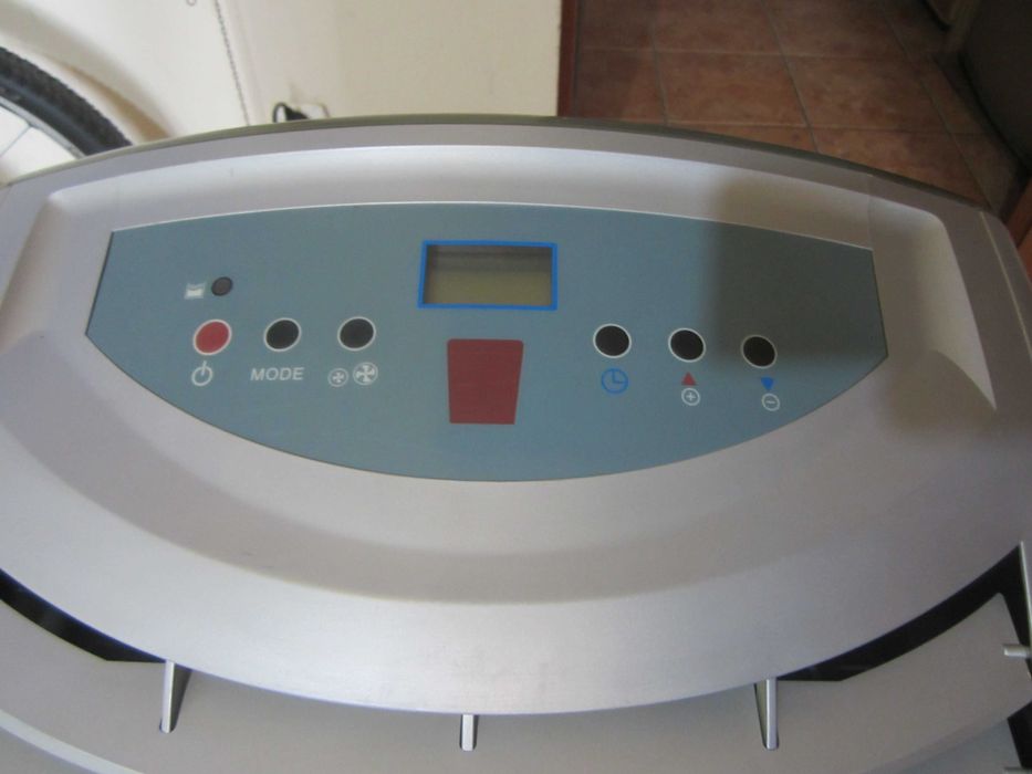 Aparat aer conditionat portabil