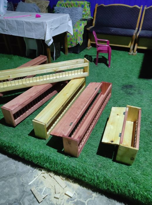 Продам кормушку для голубей