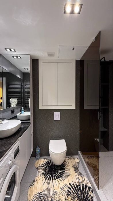 Прродается Отличная 3х ком.кв. 72м2. Микрорайон. Поворот.