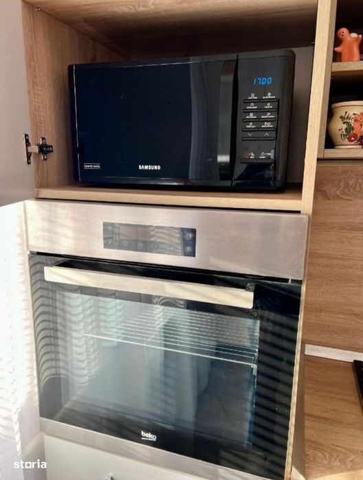 Apartament cu 3 camere de închiriat în Curtea de Argeș.