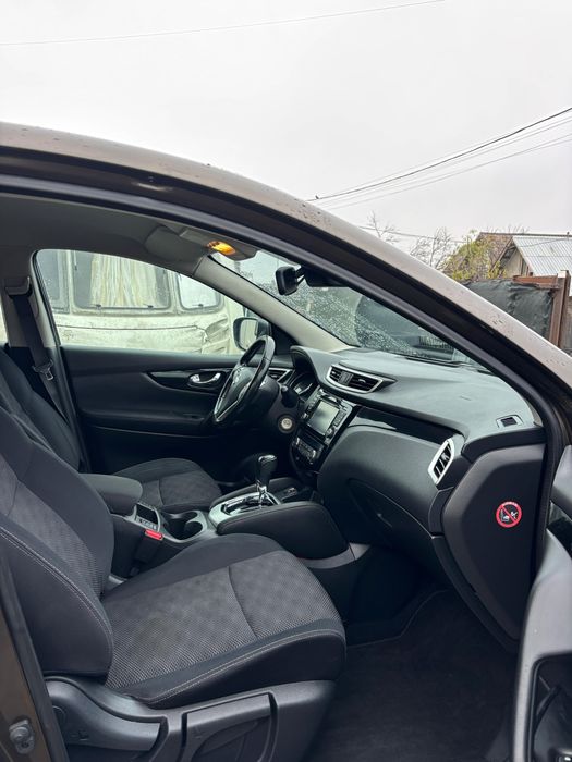 Nissan Qashqai J11- 1.2 Benzina -Cutie Automată - 160000 km