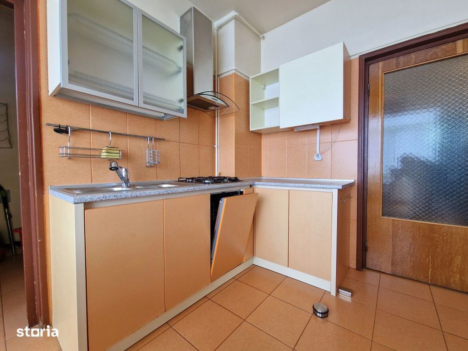 Apartament 3 camere | Decomandat | La cheie | Centru | Zona UMF!