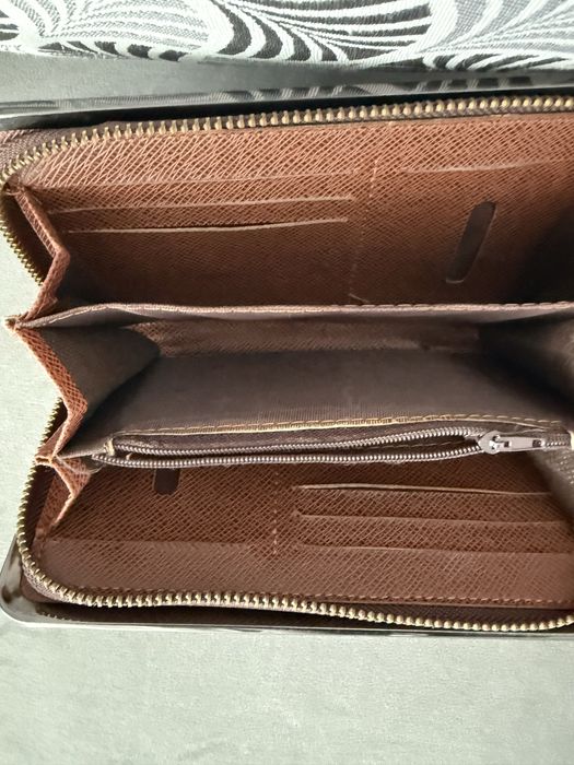 Портомоне Dior -голямо