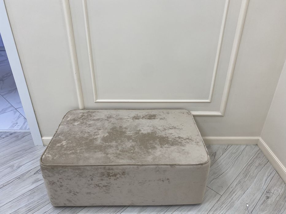 Диван гостинный