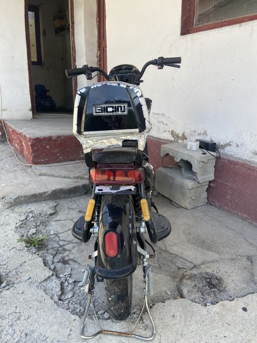 Продам скутер ск8 торг есть