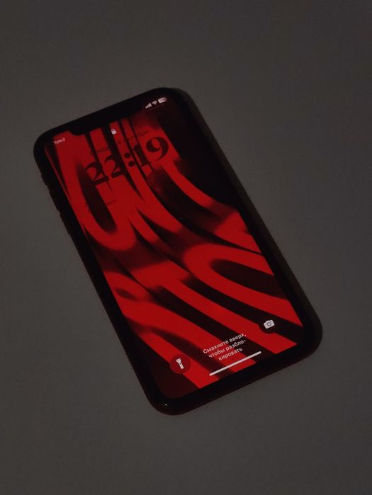 Продам iphone 11 4/64