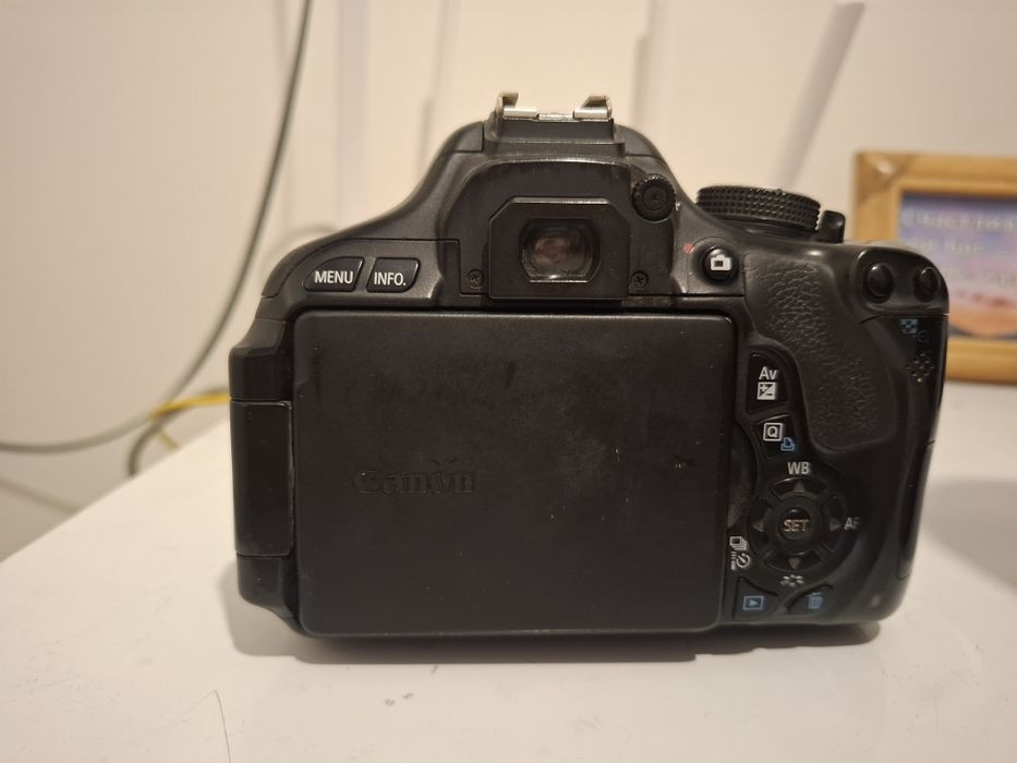 Фотоаппарат canon 600d срочно