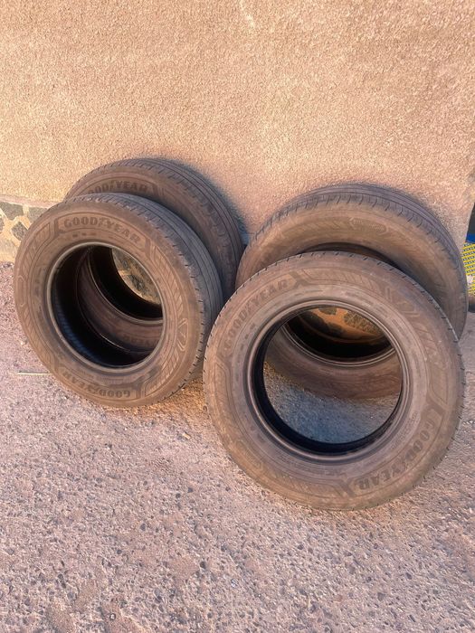 Гуми Goodyear Efficient Grip 205/75/16 C