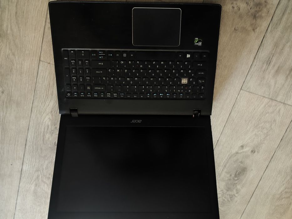 Ноутбук Acer E5 575G