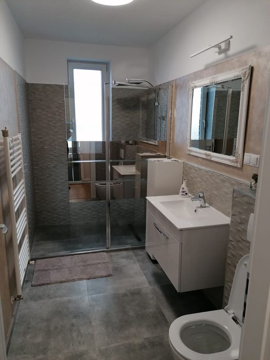 Apartament 2 camere de închiriat