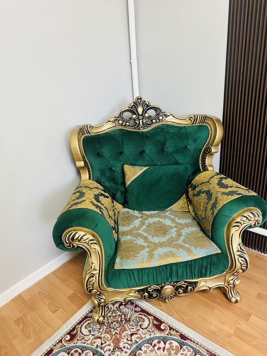 Продам тройку диван