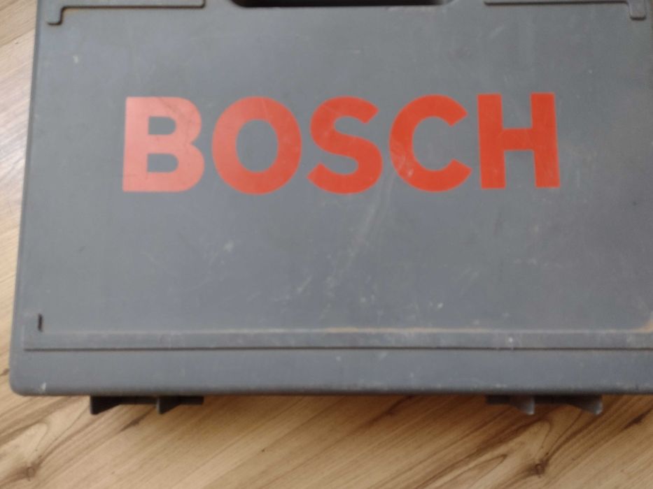 Виброшлайф Bosch PDA 240 E