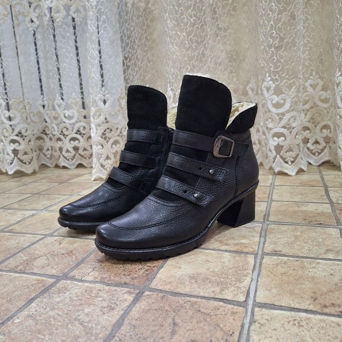 Кожаные утеплённые сапоги