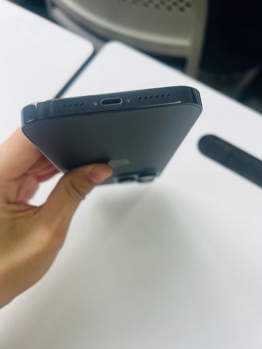 Продам айфон 14 про мах