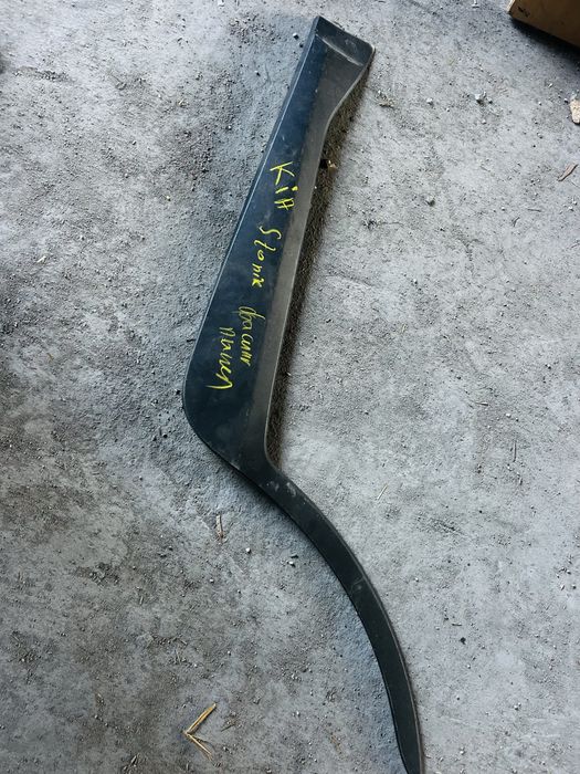 Вежда за Kia Stonic