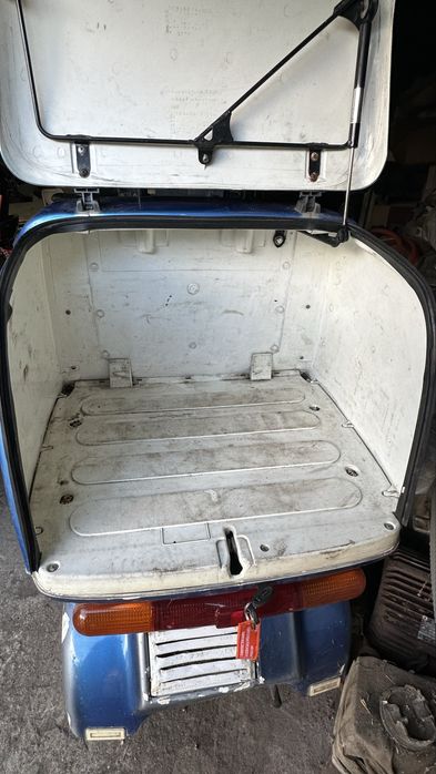 Трёхколёсный скутер Honda