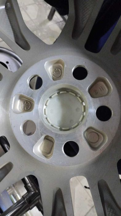 Диски на Subaru оригинал 18