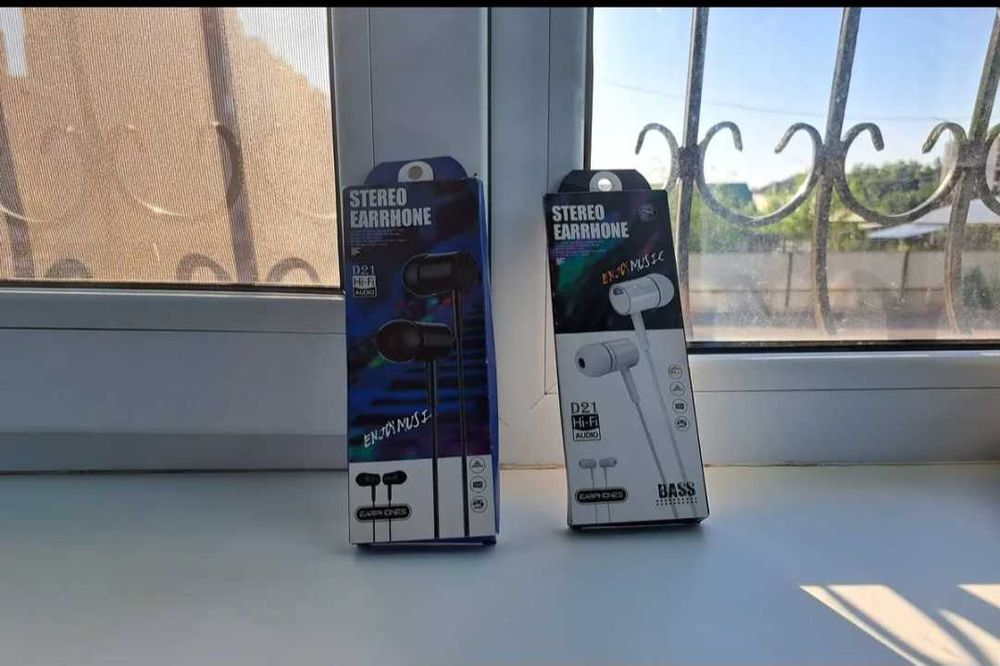 Продам наушники для телефона