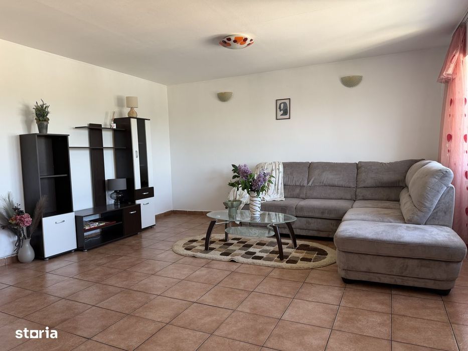 Panoramă unică, spațiu generos! 3 camere Cora!