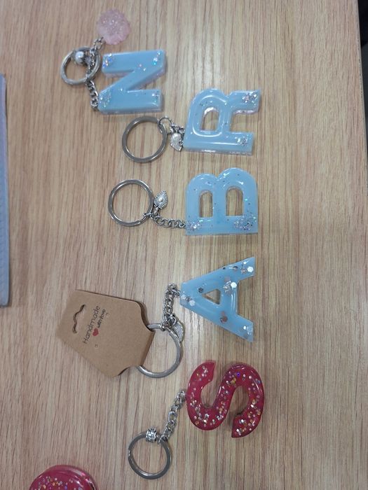 Брелки из эпоксидной смолы