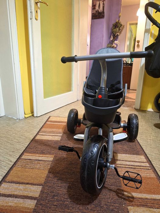 Продавам триколка става и на колело