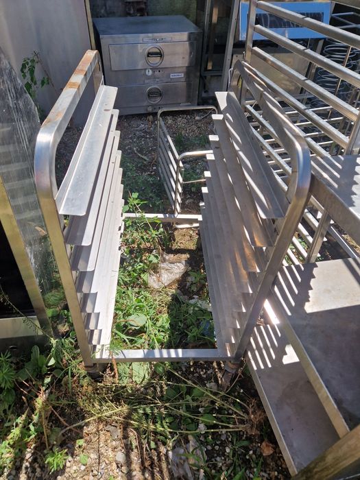 Cărucioare tavi gastro sau patiserie, duble, cu roti