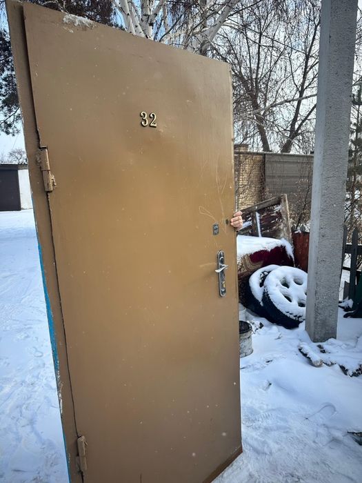 Дверь железный бу