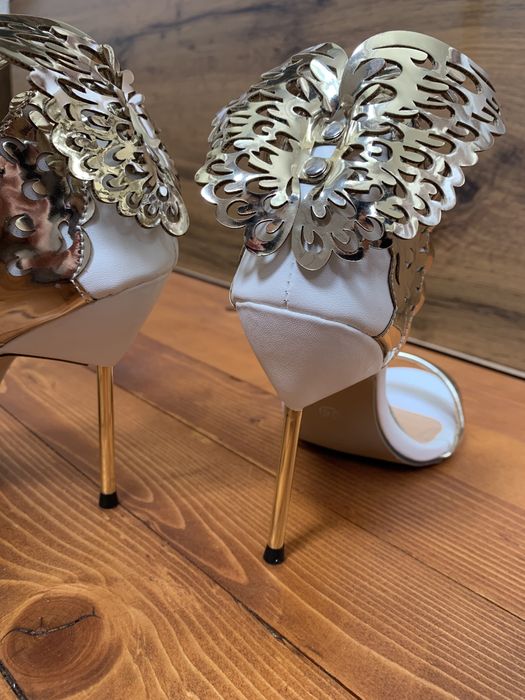 Уникални елегантни сандали