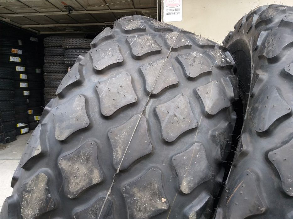 Anvelope noi 23.1-26 ARMOUR 14PR cauciucuri cilindru compactor R26