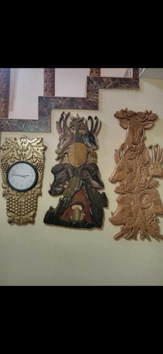 Ceas sculptat manual Panou pictat cu animale basorelief