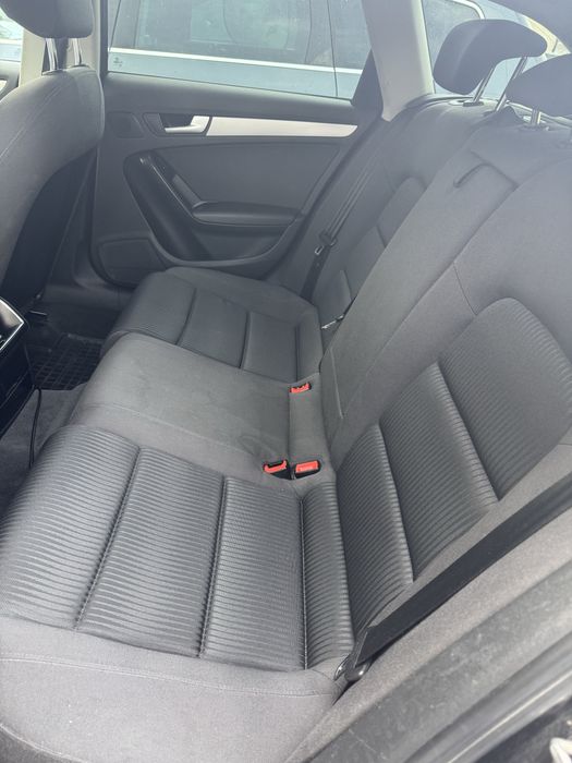 Vand Audi A4 b 8 2011