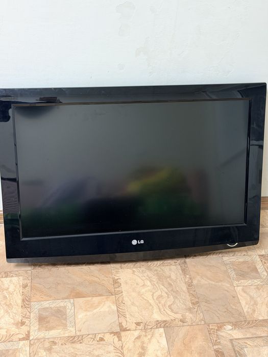 Продам телевизор