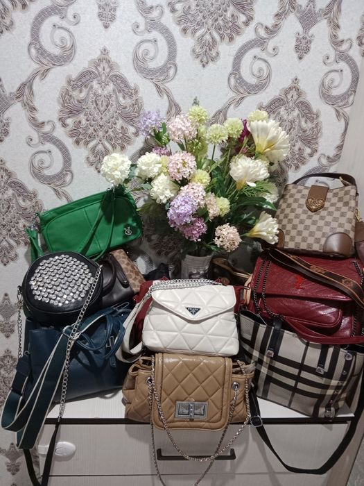 Продам сумки новые разные