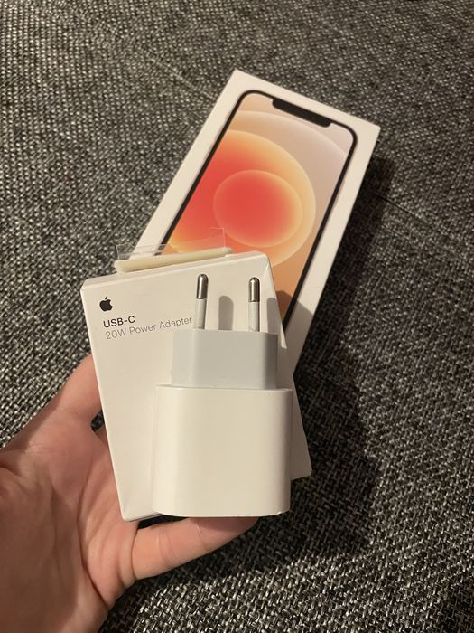 iPhone 12, память 128 гб